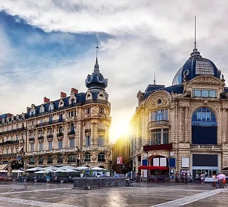 Daire * F3 Haussmannien, Centre-ville, 4 Pers, Wifi *